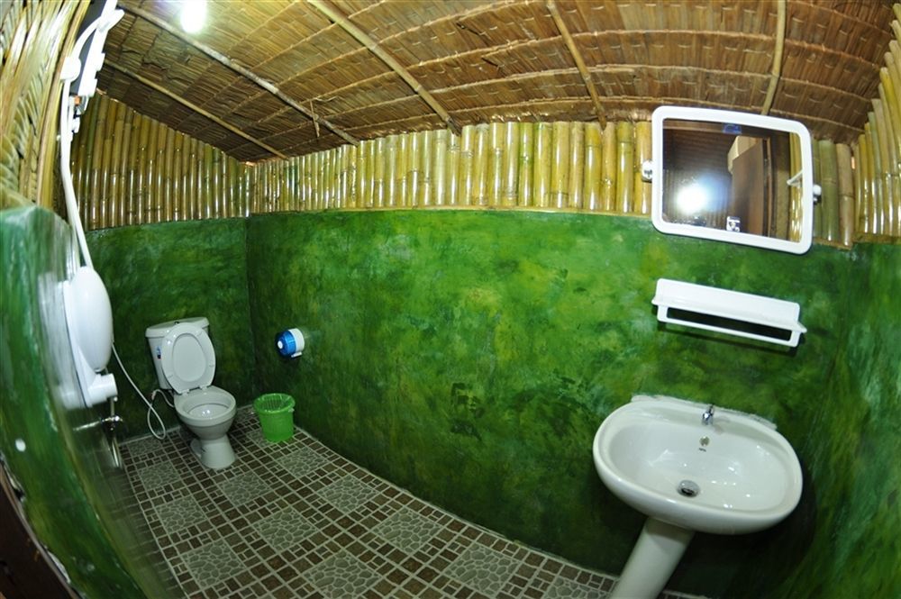 Phi Phi Hill Bamboo Bungalow Luaran gambar